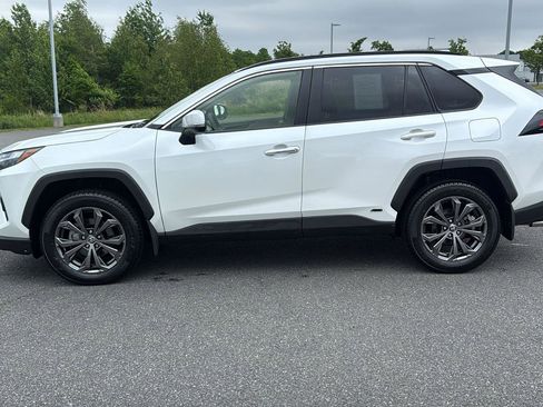 Used 2025 Toyota RAV4 Limited w/ Advanced Technology Package AWD/4WD image 11