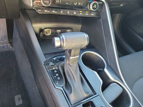 Used 2024 Kia K5 LXS image 22