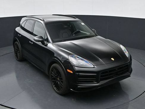 Used 2023 Porsche Cayenne GTS AWD/4WD image 29