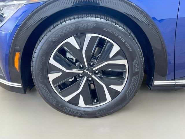 Certified 2024 Kia EV6 Wind w/ Wind Technology Package RWD image 32