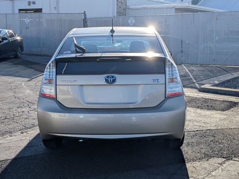 Used 2010 Toyota Prius Two image 7