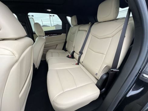 Used 2019 Cadillac XT5 Luxury image 26