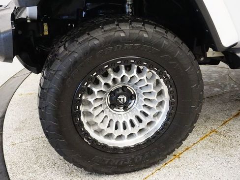 Certified 2022 Jeep Wrangler Unlimited Sahara w/ LED Lighting Group image 14