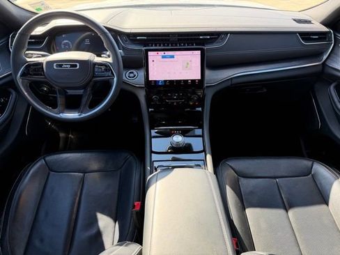 Used 2023 Jeep Grand Cherokee L Overland w/ Trailer Tow Group (B) image 16