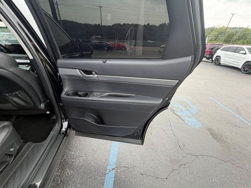 Used 2022 Hyundai Palisade SEL w/ 8P Bench Seat Package FWD image 39