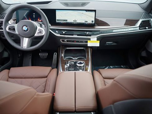 New 2026 BMW X7 xDrive40i w/ Executive Package image 13