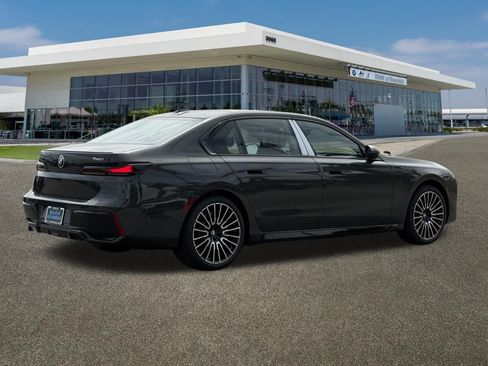 New 2026 BMW 740i w/ Premium Package RWD image 11