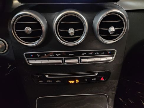 Used 2016 Mercedes-Benz GLC 300 image 4