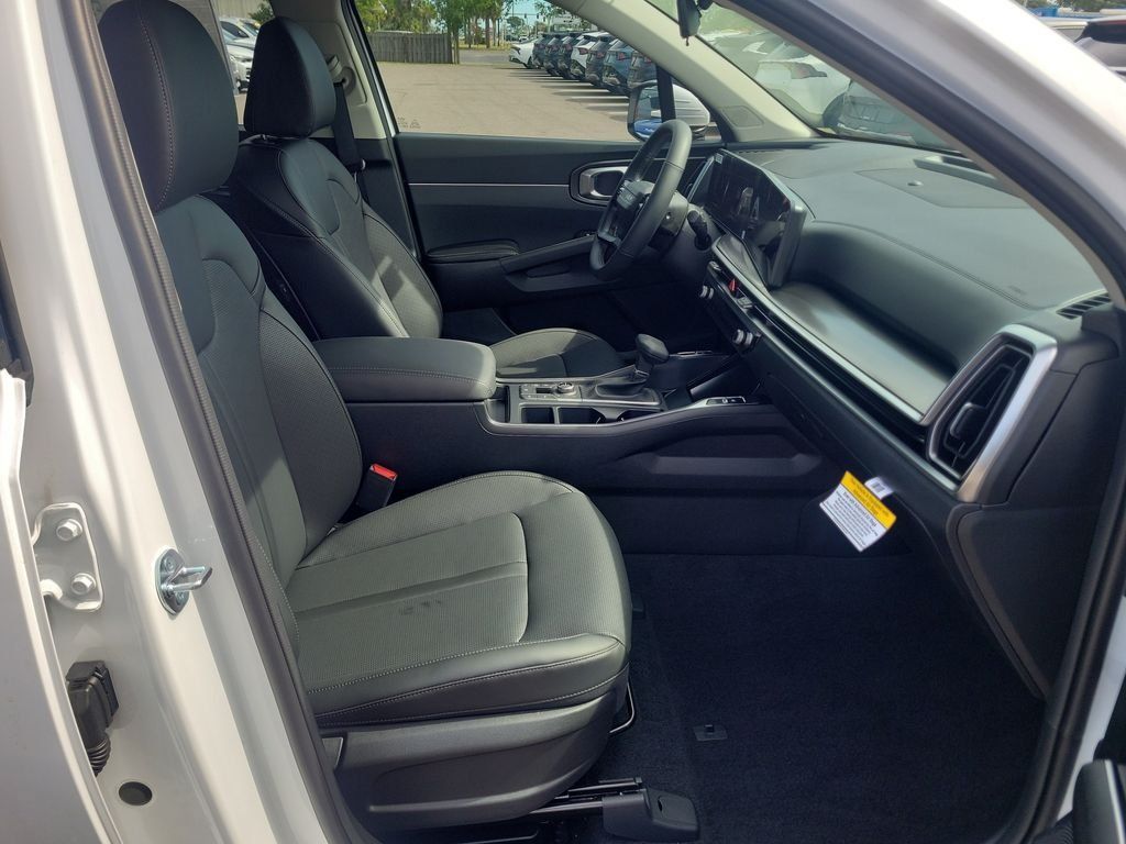 New 2026 Kia Sorento S AWD/4WD image 7