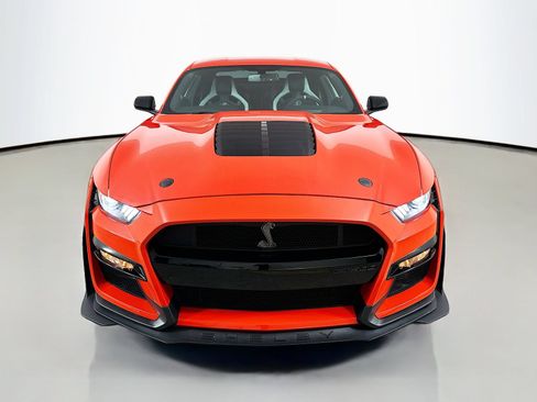 Used 2022 Ford Mustang Shelby GT500 w/ Handling Package RWD image 2
