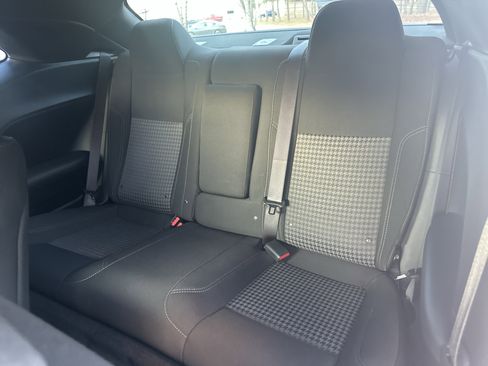 Used 2023 Dodge Challenger SXT image 19