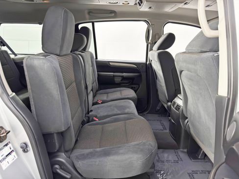 Used 2013 Nissan Armada SV image 33