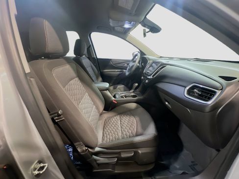 Used 2021 Chevrolet Equinox LT FWD image 20