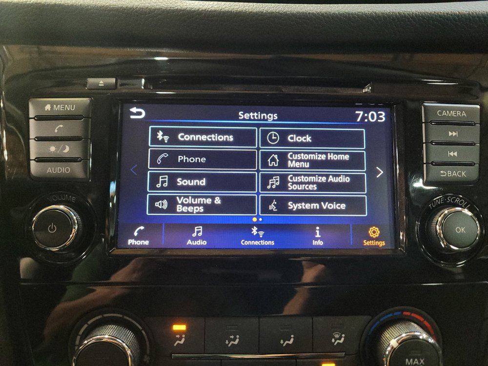 Used 2020 Nissan Rogue S FWD image 25