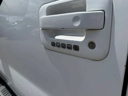 Used 2011 Ford F150 FX4 w/ FX Luxury Pkg AWD/4WD image 15