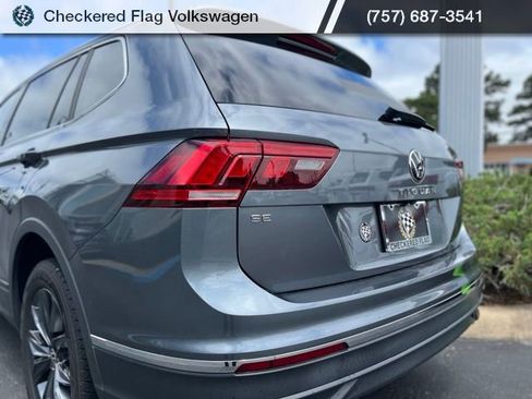 Used 2023 Volkswagen Tiguan SE FWD image 9