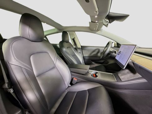 Used 2021 Tesla Model 3 Standard Range image 28