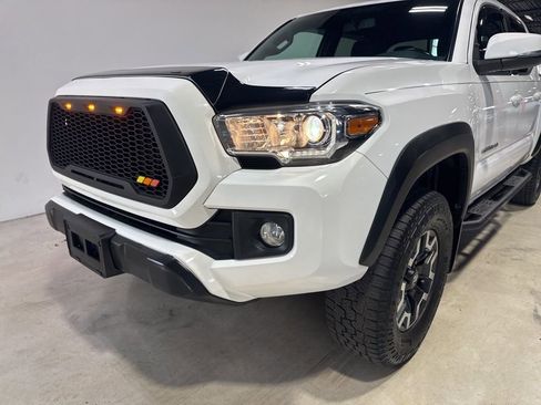 Used 2016 Toyota Tacoma TRD Off-Road w/ Towing Package RWD image 10