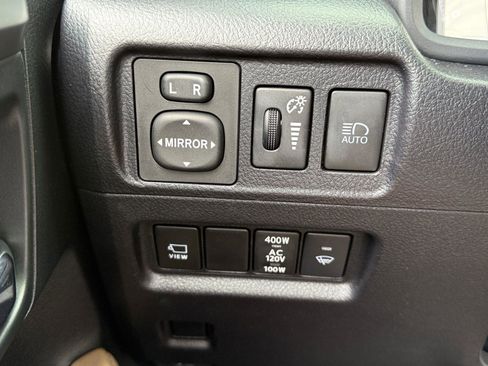 Used 2024 Toyota 4Runner SR5 Premium w/ Moonroof Package AWD/4WD image 25