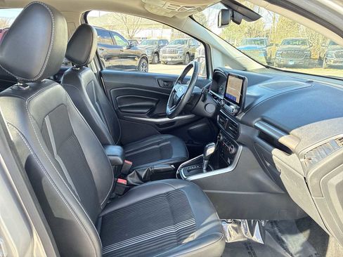 Used 2020 Ford EcoSport SES image 25