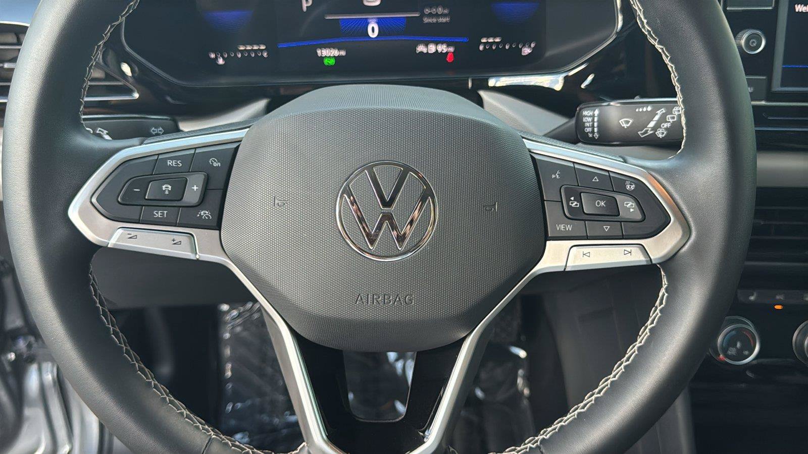 Used 2024 Volkswagen Taos S AWD/4WD image 17