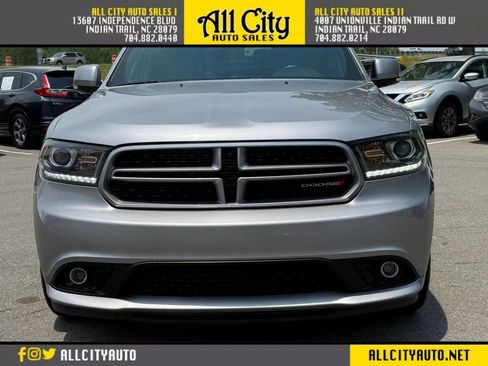Used 2017 Dodge Durango R/T RWD image 2