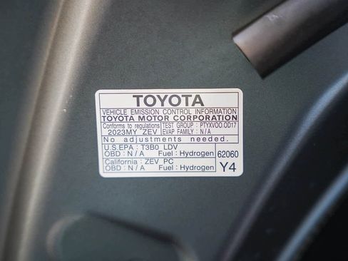 Used 2023 Toyota Mirai XLE w/ Advanced Technology Package image 28