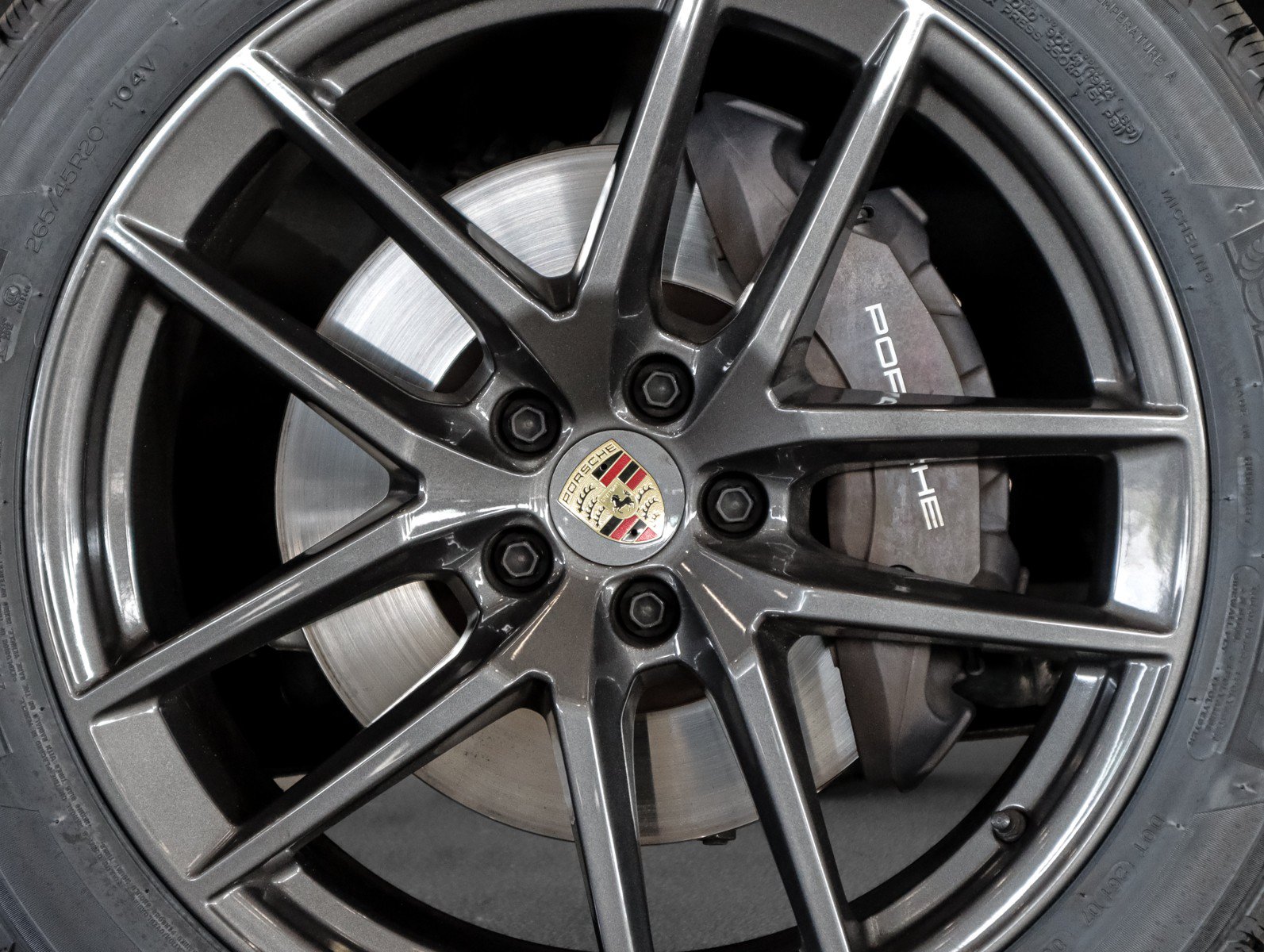 Used 2023 Porsche Macan Turbo AWD/4WD image 14