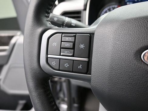 Certified 2022 Ford F150 XLT w/ Equipment Group 302A High image 31