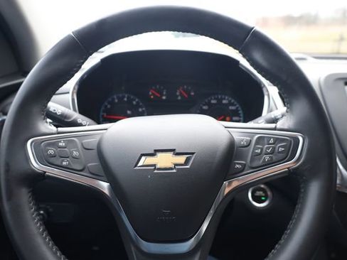 Used 2018 Chevrolet Equinox LT image 14