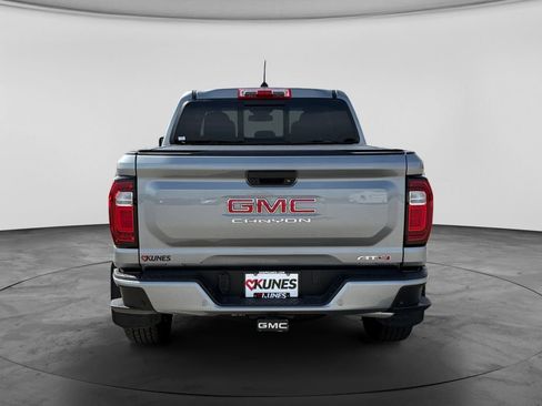 Used 2025 GMC Canyon AT4 AWD/4WD image 8
