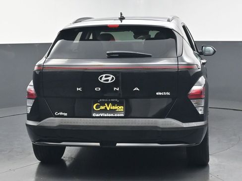 Used 2024 Hyundai Kona SEL FWD image 4