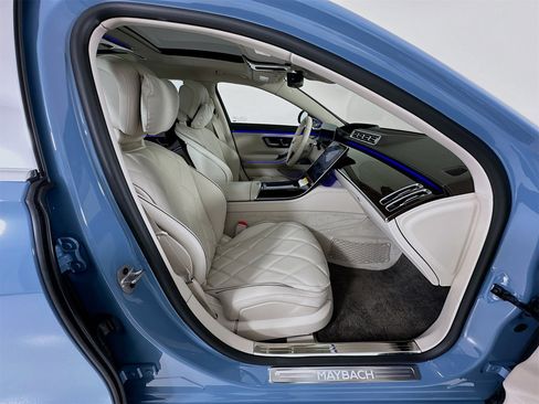 New 2026 Mercedes-Benz Maybach S 580 4MATIC image 32