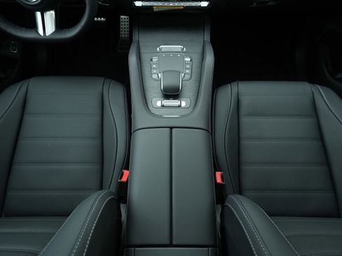 New 2026 Mercedes-Benz GLS 450 4MATIC image 31