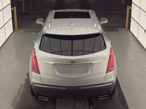 Used 2019 Cadillac XT5 Luxury image 3