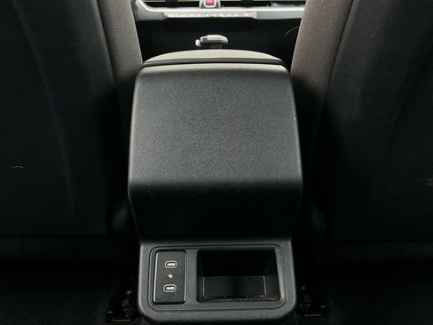 Used 2025 Kia K4 LXS image 12