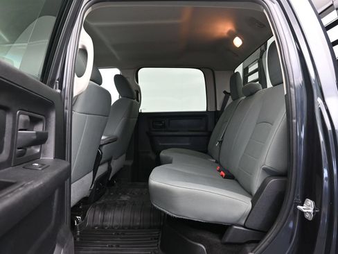 Used 2017 RAM 2500 Tradesman w/ Popular Equipment Group AWD/4WD image 11