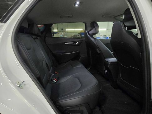 Used 2024 Kia EV6 Wind image 12