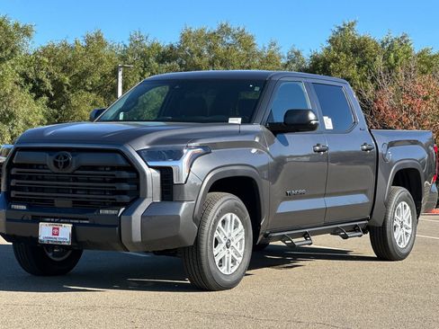 New 2026 Toyota Tundra SR5 image 7