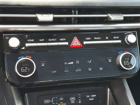 Certified 2025 Hyundai Tucson SEL AWD/4WD image 16