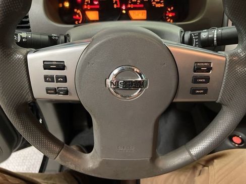 Used 2021 Nissan Frontier SV image 34