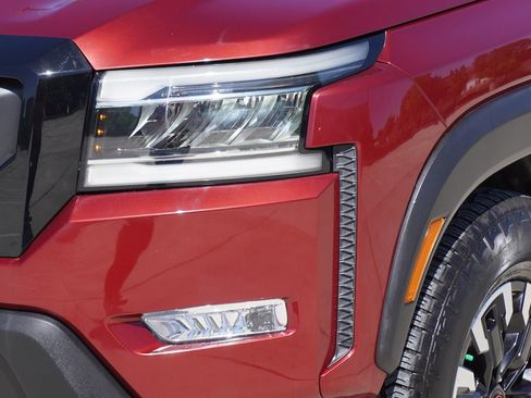 Used 2023 Nissan Frontier Pro-X w/ Technology Package image 2