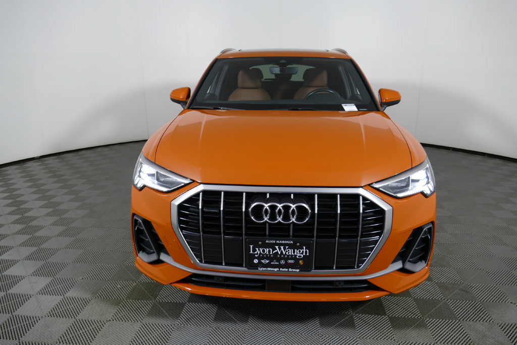 Used 2024 Audi Q3 2.0T Premium w/ Convenience Package AWD/4WD image 8