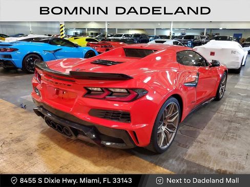 Used 2024 Chevrolet Corvette Z06 w/ Stealth Interior Trim Package image 4