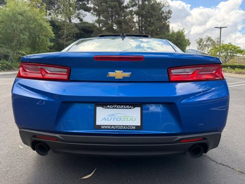 Used 2017 Chevrolet Camaro LT image 4
