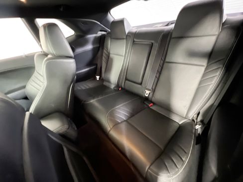 Used 2016 Dodge Challenger SRT Hellcat image 26