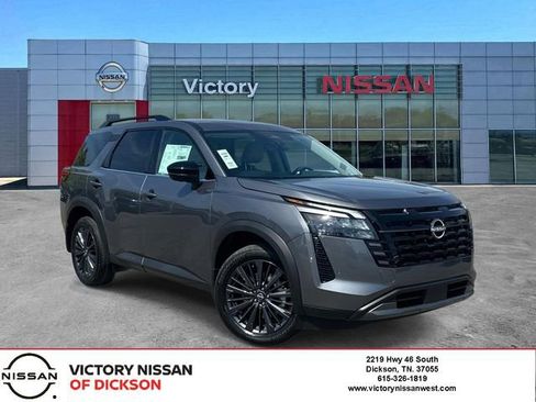 New 2026 Nissan Pathfinder SL w/ SL Premium Package AWD/4WD image 1