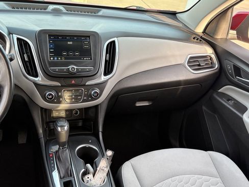 Used 2019 Chevrolet Equinox LT image 15