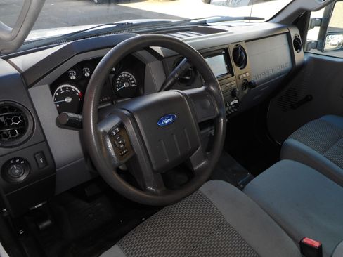 Used 2014 Ford F250 XL image 17