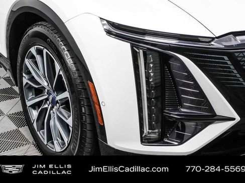 Certified 2024 Cadillac Lyriq Sport image 37